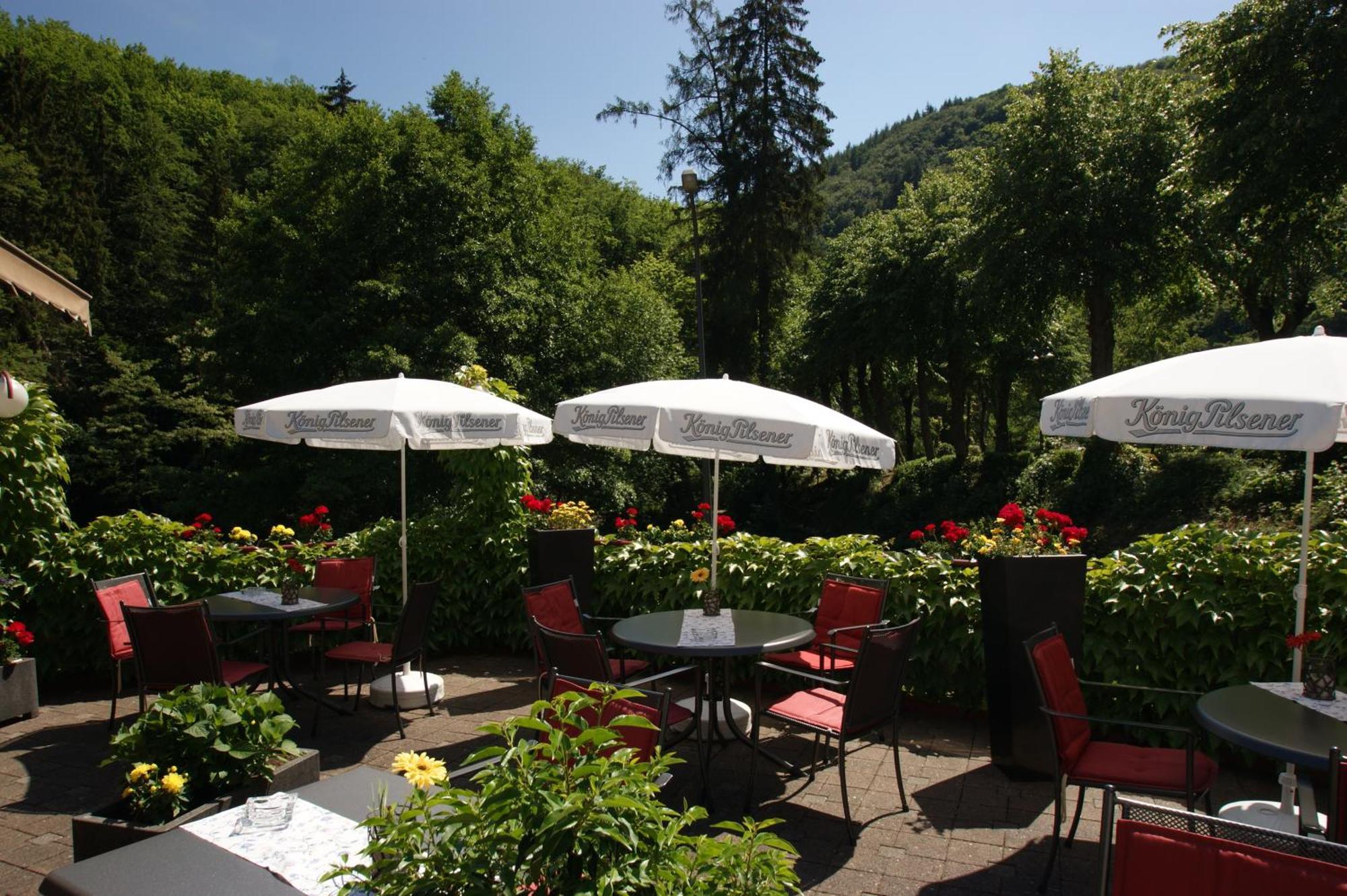 Bertricher Hof Hotel Garni Бад-Бертрих Экстерьер фото